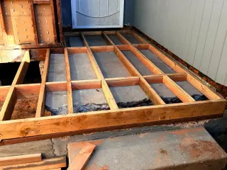 CONSTRUCCIONES NUEVAS Y REMODELACIONES