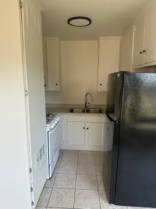 2 Bedroom/ 1 Bathroom para renta/ Biles incluidos