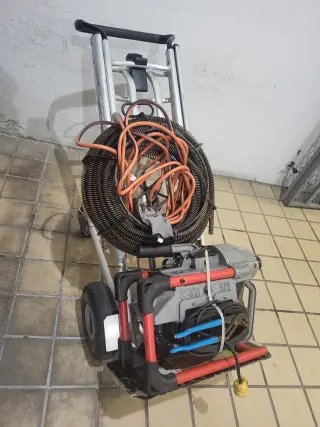 Plomeria en general y destapes 24/7