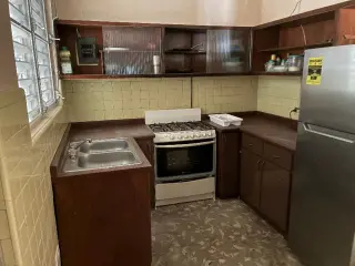 Rento casa 4 cuartos y 2 baños urbanization La Riviera, Mayaguez Puerto Rico