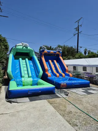 WATER SLIDE*SS**TOROS MECANICIS