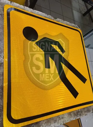 Señaletica Vial conforme al Manual SCT