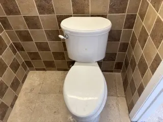 Hermoso Estudio Renovado con Entrada Privada y Vista a la Ciudad
