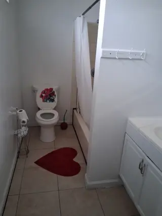 Se renta cuarto