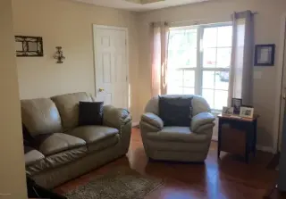 maintained 3-bedroom, 2-bathroom