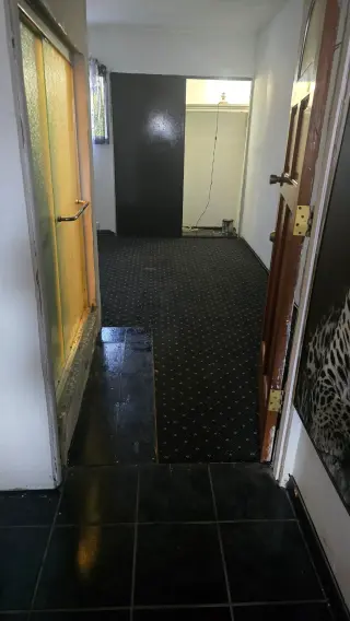 RENTO RECAMARA EN ANAHEIM CON BAÑO PROPIO