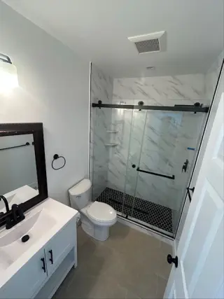 se renta unidad remodelada
