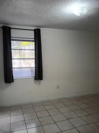Se renta  bonito, espacioso y comodo Apartamento muy bien localizado en Miami