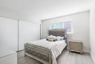 Michigan Heights Apartments - 2202-2208 Michigan Ave Los Angeles, CA 90033