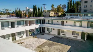 Estudio Amueblado en Westlake - Todos los Servicios Incluidos