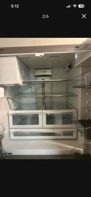 Refrigerador de Acero Inoxidable con Fabricador de Hielo