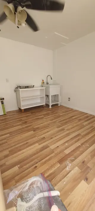 SE RENTA ESTUDIO EN SANTA CLARITA