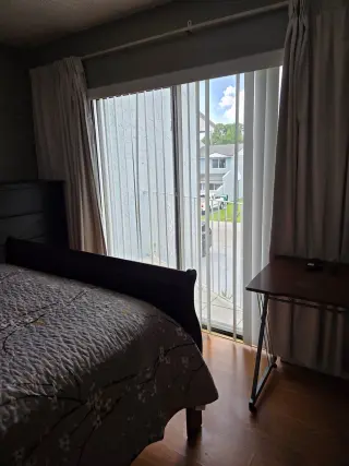 CUARTO CON BAÑO