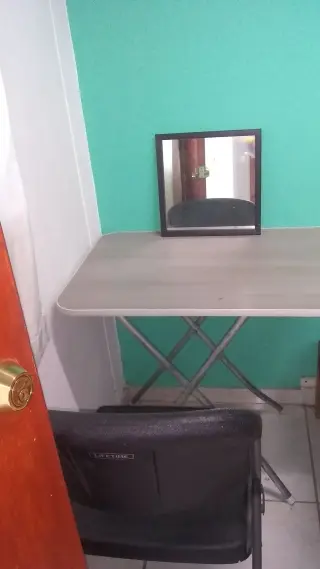 Se renta habitación amueblada