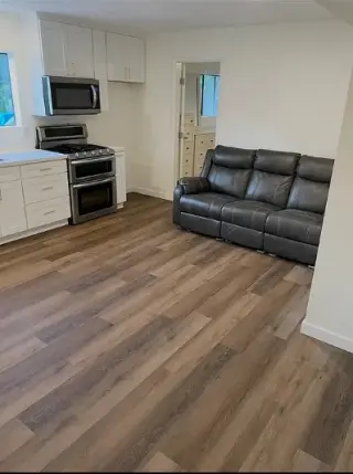 una excelente apartamento de **1 habitación y 1 baño**, ideal para
