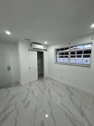 🏠 ¡Como Nuevo! Efficiency de 1 Habitación con Todas las Comodidades