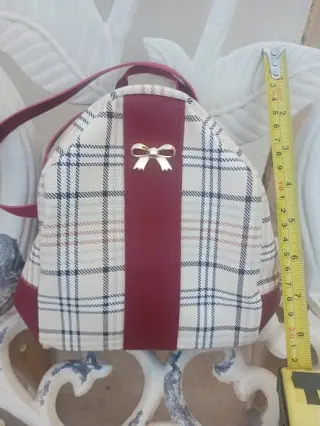 📢 LOW-COST! $15 Hello Kitty Mini Bag
