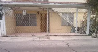 SE RENTA CASA EN JARDINES ALCALDE