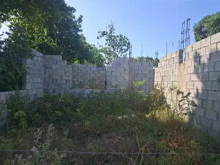 DE OPORTUNIDAD VENDO CASA  EN CONSTRUCCION