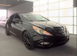 🔥 2013 Hyundai Sonata $2200 EFECTIVO - Título Limpio, Aire Frío✅ Económico