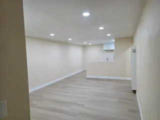 Apartment for Rent - 2BR Unit with Updated Kitchen & Private Patio