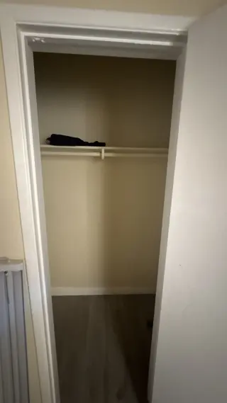 Cuarto en Renta – Solo para Hombres (Ocupación Individual)