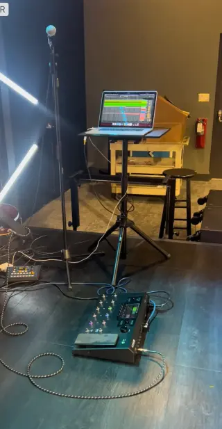 Cantante para eventos cristianos y familiares