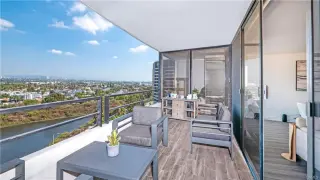 MARINA DEL REY, CA - Vida estilo resort en el corazón de Marina Del Rey