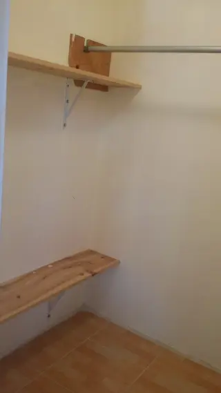 Room for rent-cuarto de renta