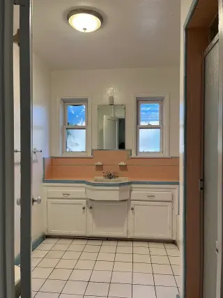 Lovely Home ..Los Angeles, CA