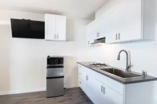 Estudio Amueblado en W 3rd St $1,295 - Westlake