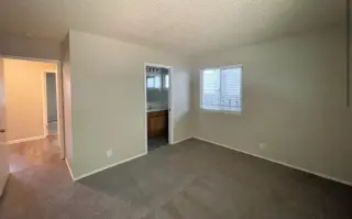 Casa en alquiler en Dallas , 3 habitaciones y 2 baños.