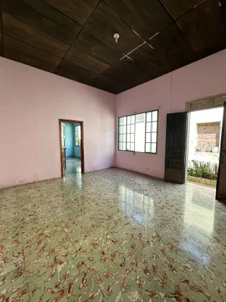 Propiedad con potencial de uso comercial en Santa Ana Centro
