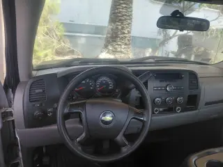 Se Vende Silverado 2500 LS, 2010, con muy poco kilometraje, nacional de agencia