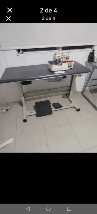 Máquina de Coser Industrial con Mesa