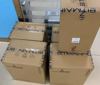 Model Bitmain Antminer Zcash Miner Z15 Pro 840KSol