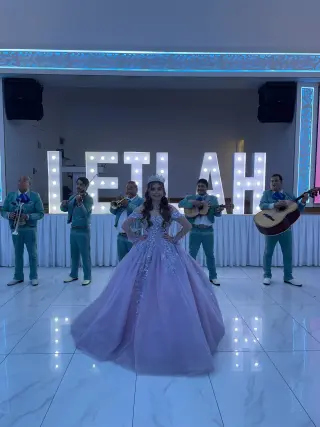 🎺🎺MARIACHI LOS POTRILLOS 🎻