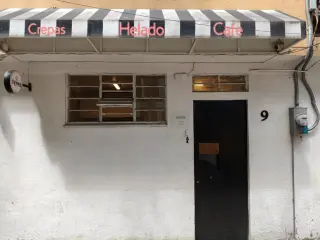 TRASPASO DE HELADERÍA – EXCELENTE UBICACIÓN