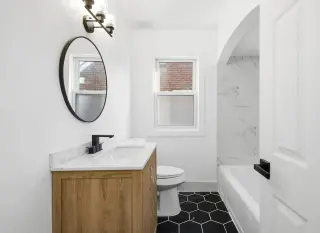 Clean Home in Convenient Location