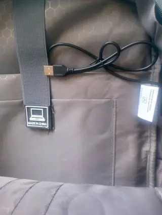 💥Mochila escolar  SAMS CLUB resistente al agua, bolsa de viaje  puerto USB