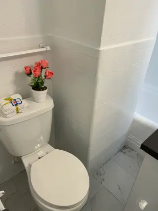 **¡$1,595 al mes – Acogedor estudio en el corazón de Koreatown!**