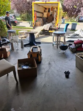 MOVING SERVICES