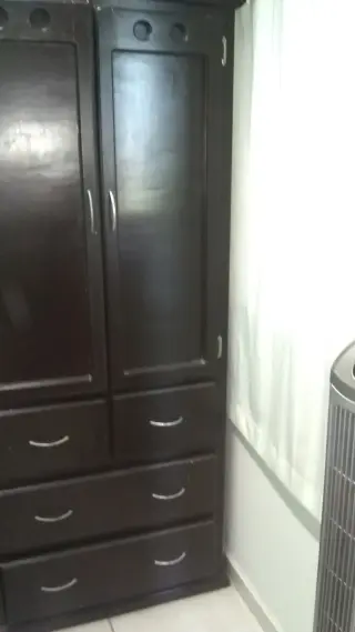 Se renta habitación amueblada
