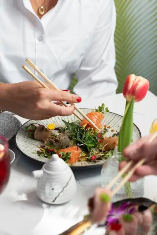 🍣 ¡Buscamos Cocinero de Línea para Restaurante Japonés!