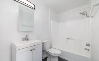 TRENDY FULLY RENOVATED 2 BEDROOM AND 2 BATH IN PRIME K-TOWN LOCATION