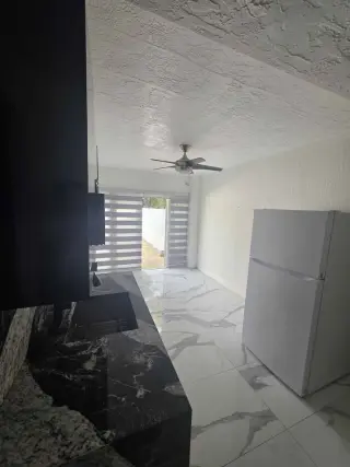 Efficiency en West Kendall Disponible para dos personas