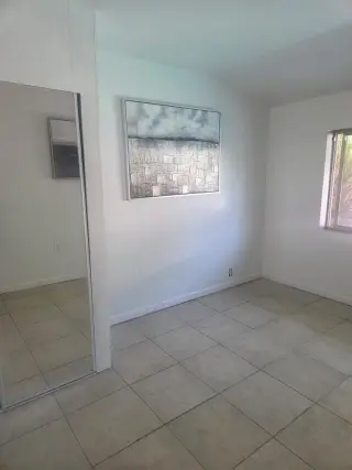 Casa en Renta Lancaster-3rec 2baños- $2695