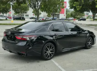 🚘 2022 Camry SE/ 💥 DOWN desde los $1.000  💥