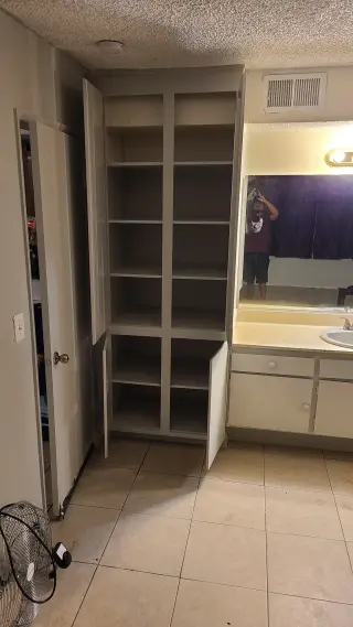 Cuarto grande con baño