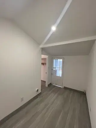 Beautifully updated 1-bedroom, 1-bath apartment
